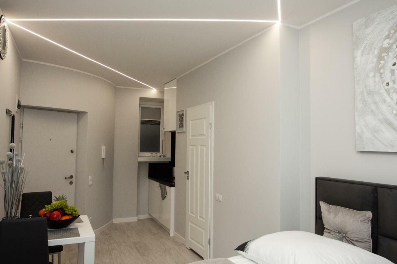 Novel Mini Appartement Warschau Buitenkant foto